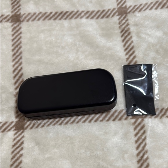 Coach Black Eyewear Case with Cloth - Picture 3 of 6